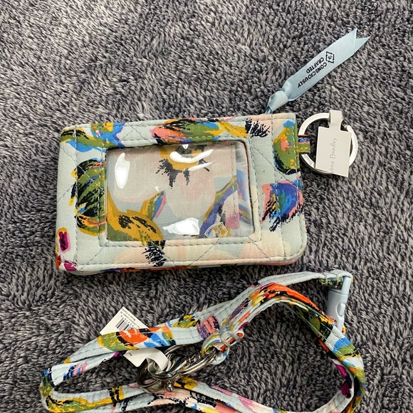 Vera Bradley Sea Air Floral RFID Deluxe Zip ID Case & Matching Lanyard - Picture 4 of 16